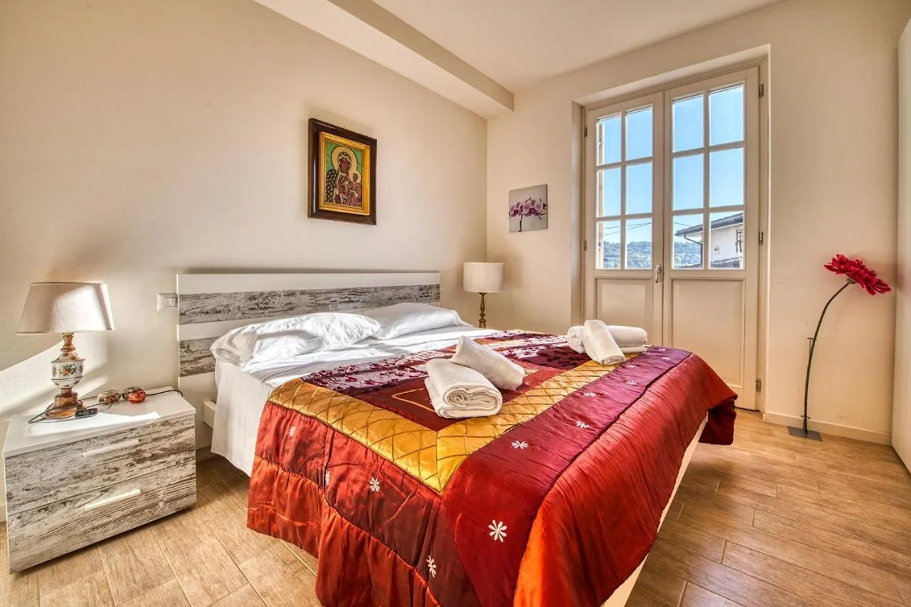 Apartmentsgarda - Corte Dei Molini 0*, Garda (Verona) Italien